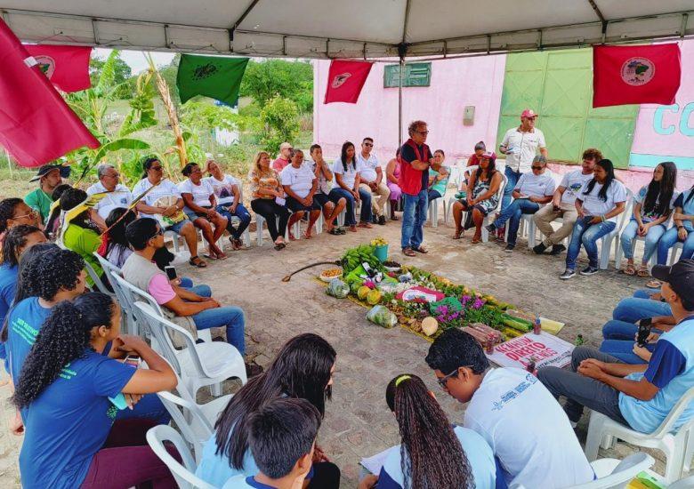 Famílias participam de Seminário Mudanças Climáticas e Energias Renováveis, em Alagoas Famílias participam de Seminário Mudanças Climáticas e Energias Renováveis, em Alagoas