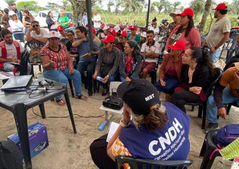 Missão Climática do CNDH percorre 1.200 Km em PE e PB para investigar violações de direitos humanos em comunidades afetadas pelos mega projetos de geração de energia renovável Missão Climática do CNDH percorre 1.200 Km em PE e PB para investigar violações de direitos humanos em comunidades afetadas pelos mega projetos de geração de energia renovável